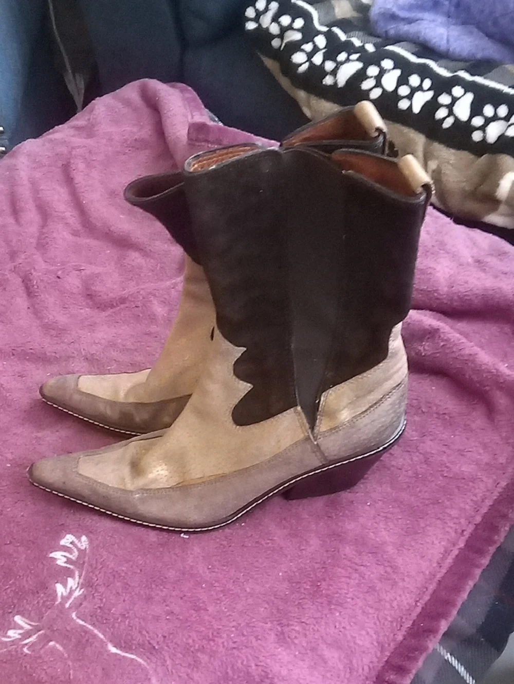 Donald J. Pliner Two-Tone Brown and Tan Pointed Ankle Boots - Picture 2 of 3